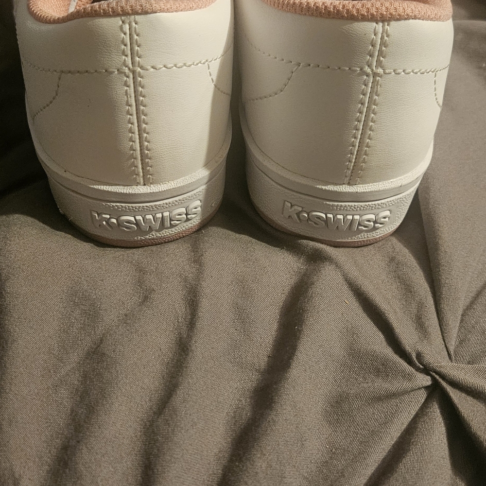 Womens K-Swiss Limited edition sneakers.